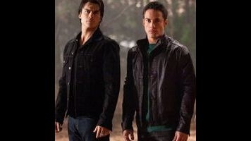 The Vampire Diaries: "Pilot"