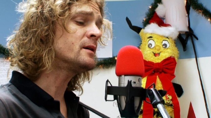 Brendan Benson covers "Merry X-Mas Everybody"