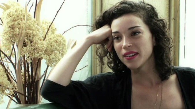 St. Vincent discusses and performs "Surgeon"