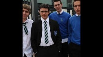 The Inbetweeners: “Reading Gives You Wings” 