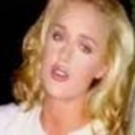 Country singer Mindy McCready dies of apparent suicide