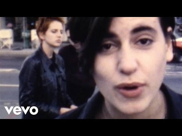 Elastica’s debut stole from the best, embodying Britpop while staying punk