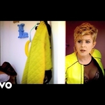 New video for "U Should Know Better" features gender-flipped Robyn and Snoop Dogg look-alikes 