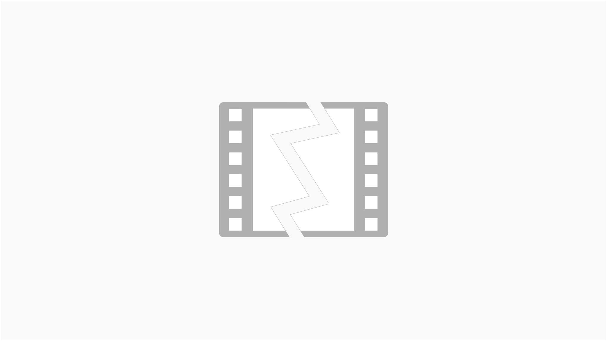 Watch this: Ellen Burstyn, Heather Graham, and Kiernan Shipka in a trailer for Lifetime's Flowers In The Attic remake