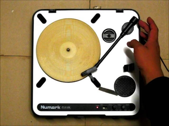 This tortilla plays music