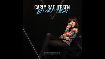 Carly Rae Jepsen lands her romantic, ’80s-pop daydream