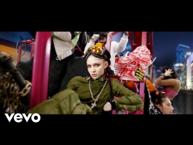 Grimes’ new video lures in the nerds, then forces them to dance