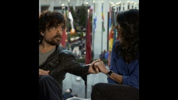 Peter Dinklage brings acting chops to a choppy SNL