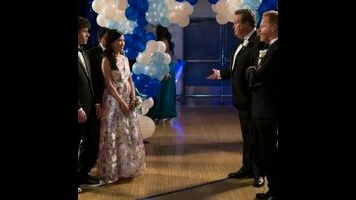 Everything’s a mess when Modern Family heads to prom