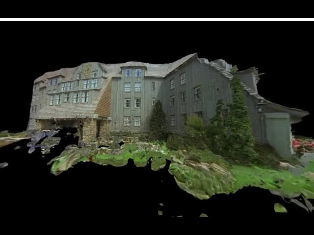 Spend a deeply creepy half hour exploring a 360-degree The Shining