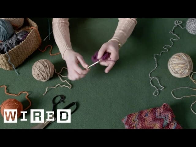 Hold onto your doilies: This woman speed-crochets a flower in 90 seconds