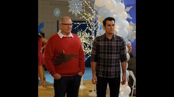 Modern Family goes back to school for one last dance