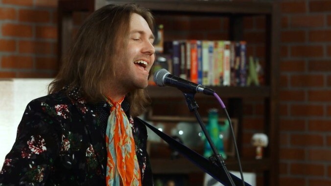 Aaron Lee Tasjan performs “Dime” in the A.V. Club studio