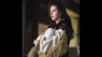 With one episode of Reign left, Mary levels up on suffering