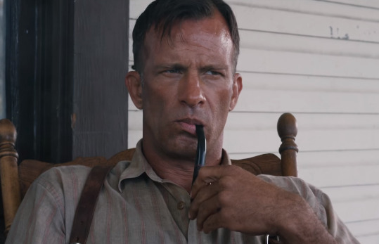 Thomas Jane goes a-wife-murderin' in the trailer for Netflix's new Stephen King film