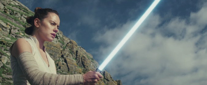 People are gleaning some wild shit from The Last Jedi trailer