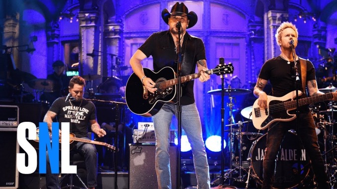 Jason Aldean pays tribute to Las Vegas shooting victims (and Tom Petty) on Saturday Night Live