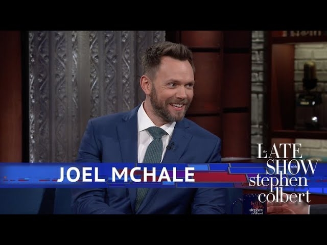 On The Late Show, Joel McHale describes living out Jeff Winger's nightmare of becoming Chevy Chase