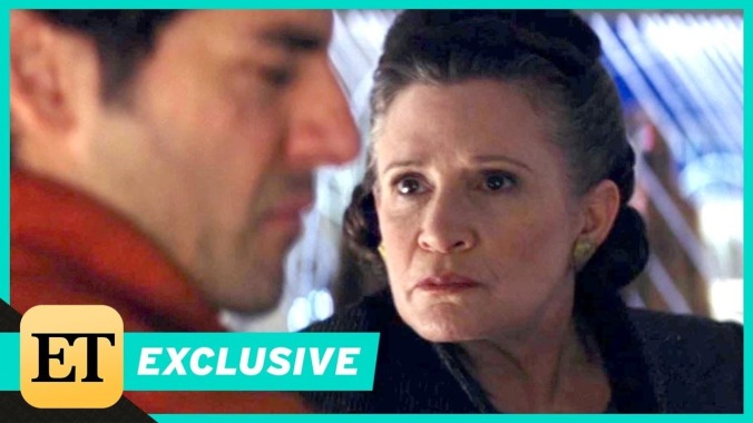 Watch Carrie Fisher slap Oscar Isaac 41 times in these Last Jedi outtakes