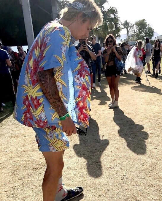 Justin Bieber dressed, danced like an asshole at Coachella