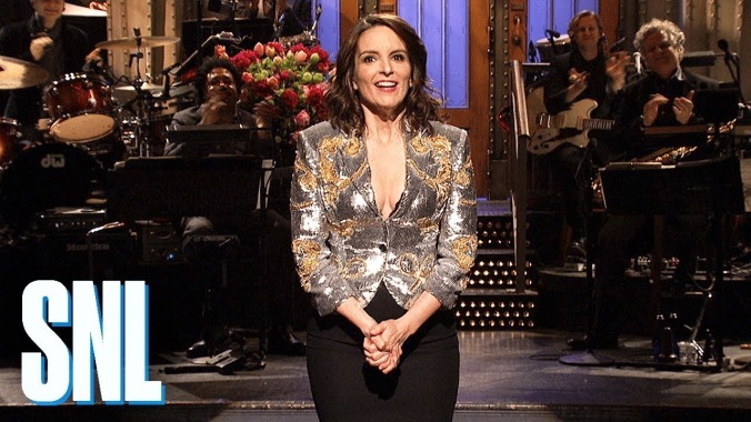 On an overstuffed finale, Tina Fey comes back to shut down Saturday Night Live for the season