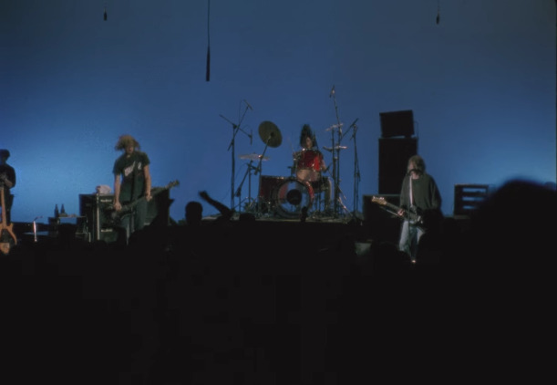 It's 3 p.m., let's watch some videos of peak-form Nirvana shredding