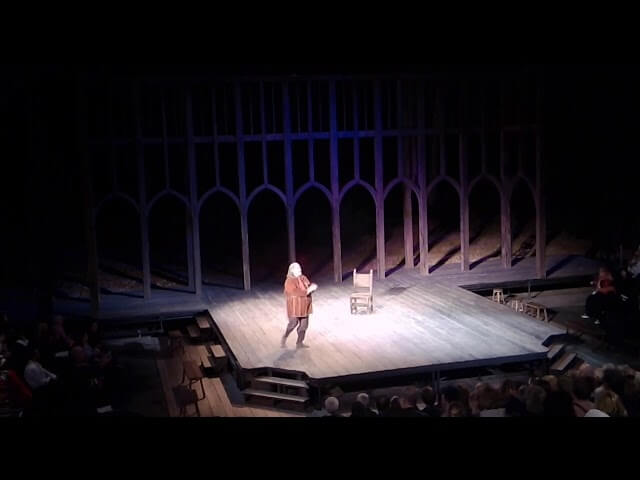 Watch Tom Hanks ad-lib as Falstaff for 5 minutes during a production of Henry IV