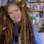 Please take 15 minutes for Erykah Badu's extremely good Tiny Desk concert