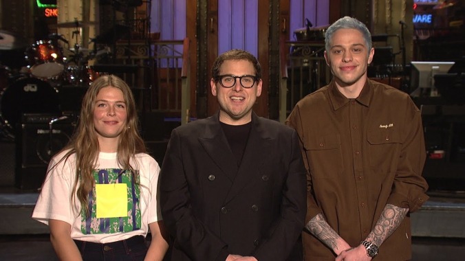 Pete Davidson pokes fun at his "0 for 3" record of asking women to marry him in new SNL promo