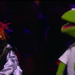 Pepé The King Prawn is merciless in the Muppets' first rap battle