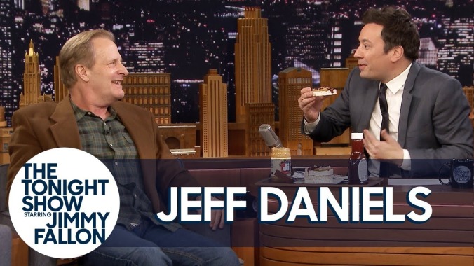 Jeff Daniels makes Jimmy Fallon eat gross snacks while revealing what movie nearly made him quit 