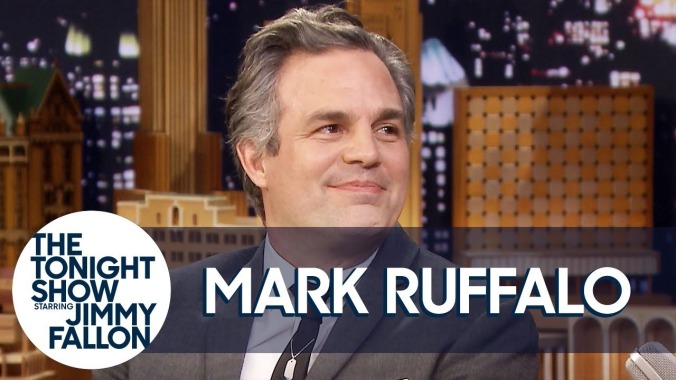 Spoiler-prone Mark Ruffalo faces an Avengers quiz while hooked to a lie detector on The Tonight Show