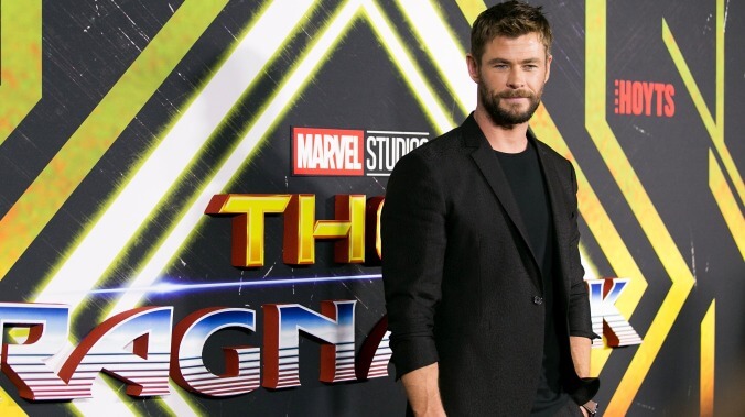 It's okay, Chris Hemsworth felt "underwhelmed" by pre-Ragnarok Thor, too