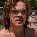 Lifeguard Billy turns heads in this sun's out, guns out Stranger Things 3 clip