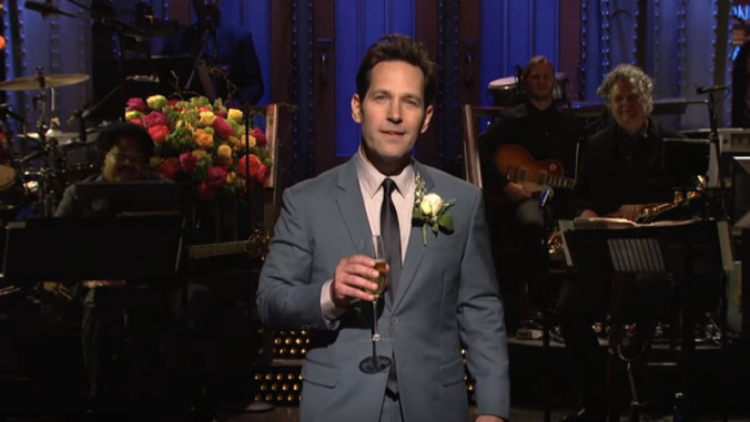 Saturday Night Live's 44th season ends as it began, squandering a slam-dunk in host Paul Rudd