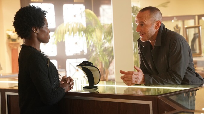 A high-tech heist starts to reveal the stakes on Agents Of S.H.I.E.L.D.