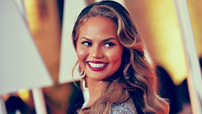 Chrissy Teigen "apologizes" for "spoiling" The Voice after The Voice already spoiled The Voice