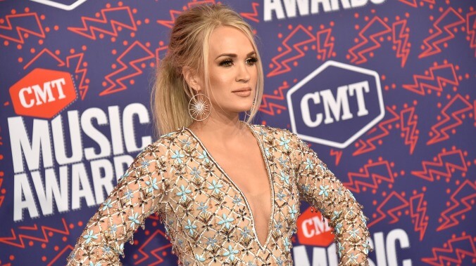 Carrie Underwood breaks record for most CMT wins