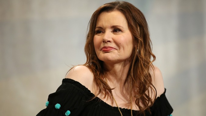 Geena Davis will be taking the GLOW women to the mat for season 3