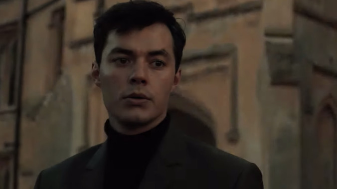 Young Alfred kills, fucks in new Pennyworth trailer