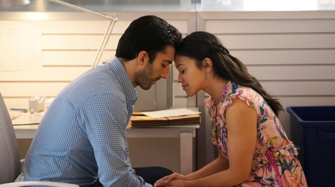 Love triumphs on a jubilant Jane The Virgin that ends on a musical high