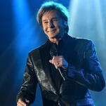 Easy-listening legend Barry Manilow gives $100,000 to hurricane-ravaged high school band