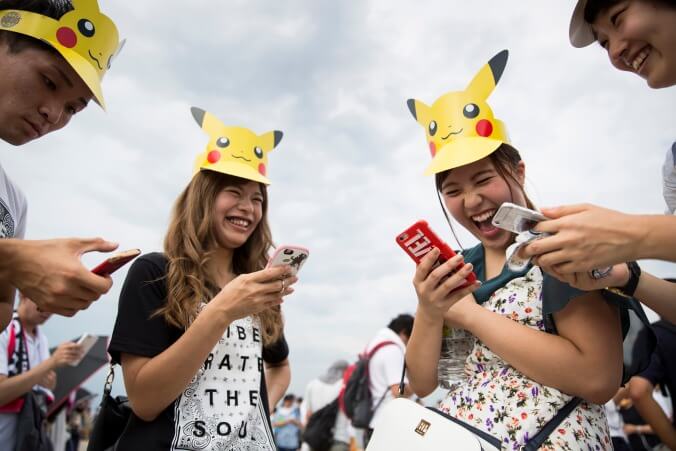 State trooper finds man pulled over on the highway playing Pokémon Go on eight different phones