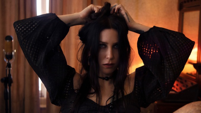 Chelsea Wolfe goes back to the land on the starkly beautiful Birth Of Violence