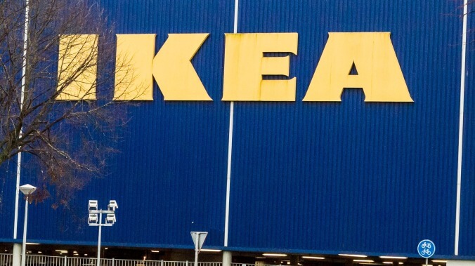 Cops called to prevent 3,000-person hide-and-seek game in a Scottish IKEA