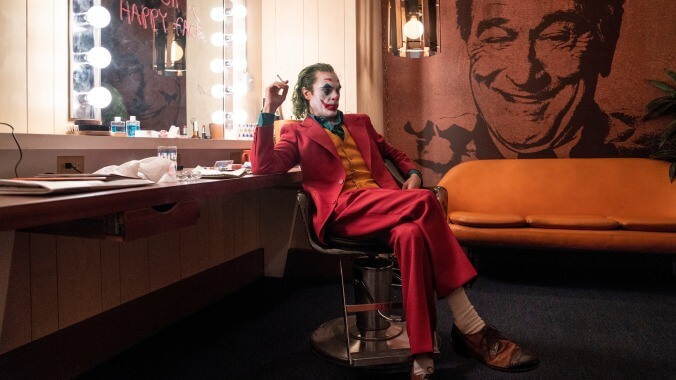 Landmark Theatres issues ban on all costumes at Joker screenings