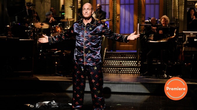 In its Season 45 premiere, Saturday Night Live plays things too comfy with host Woody Harrelson