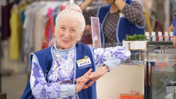 Cast and crew share remembrances of Linda Porter, Superstore's Myrtle