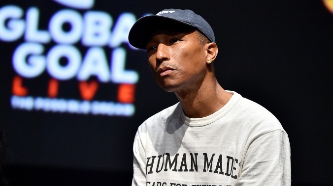 法雷爾·威廉姆斯（Pharrell Williams）談到意識到“模糊線條”是“強姦”