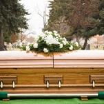 Irish funeral ends with voice in casket crying "Let me out!"